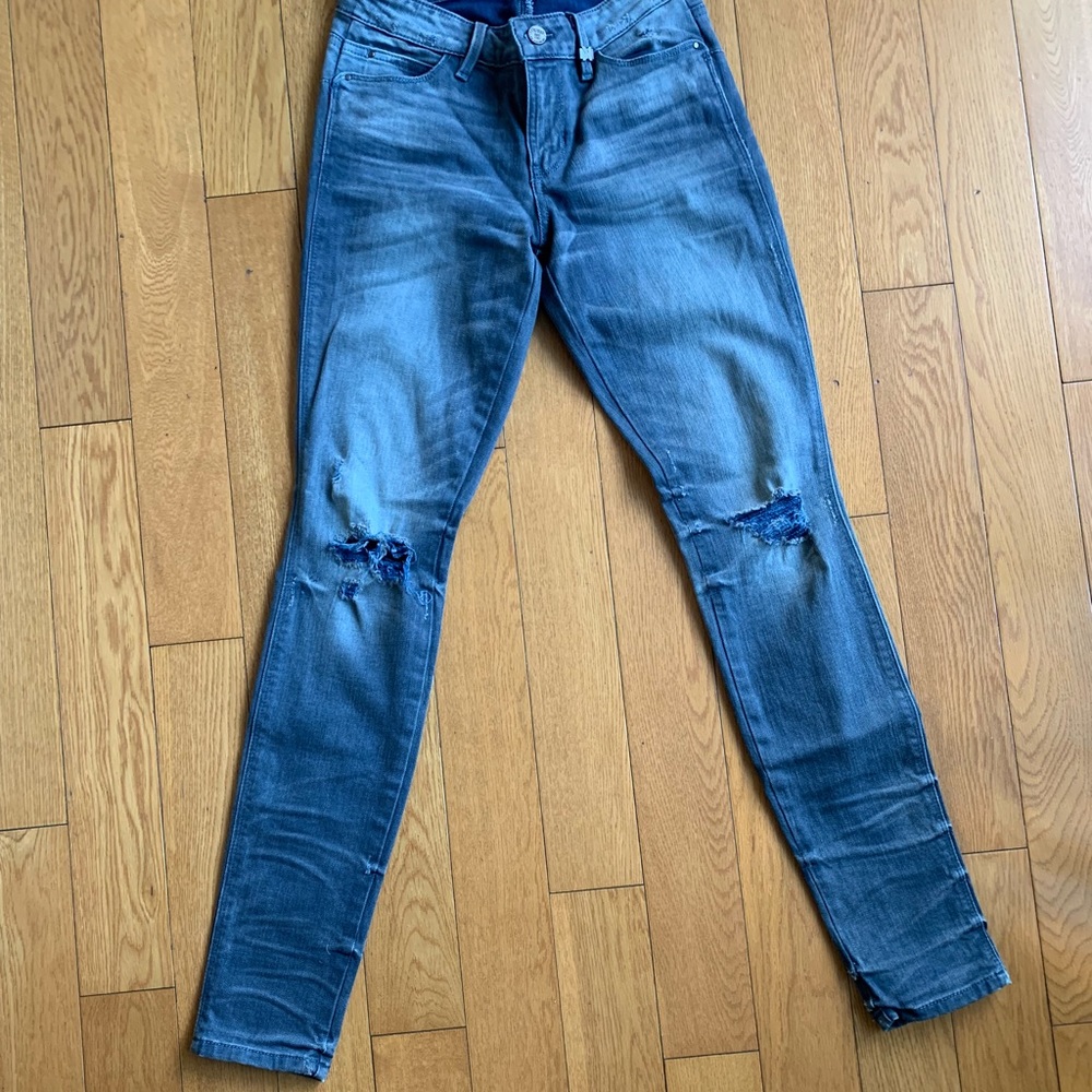 Gray skinny guess jeans US25